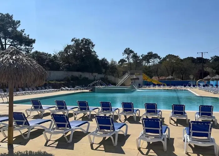 Mobilhome Proche Ocean, Piscine Chauffee Campsite